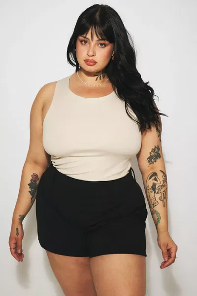 Body Nadia