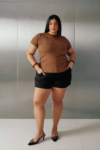 Short Naomi