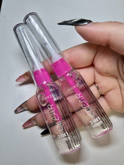 Máscara y gel de cejas