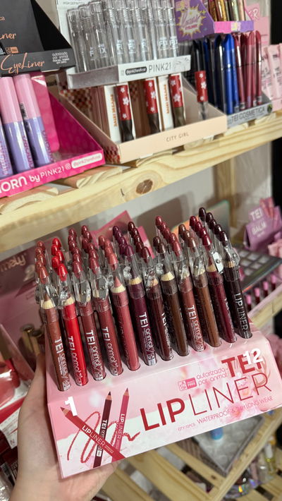 Delineador de labios c/ sacapuntas 