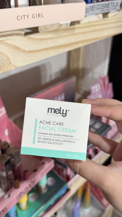 Crema hidratante facial para acné 