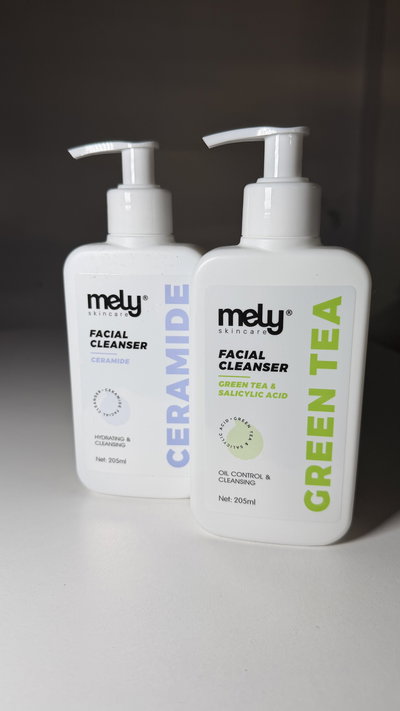 Gel limpiador facial -Mely