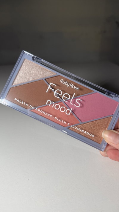 Paleta rubor + iluminador y contorno -Ruby