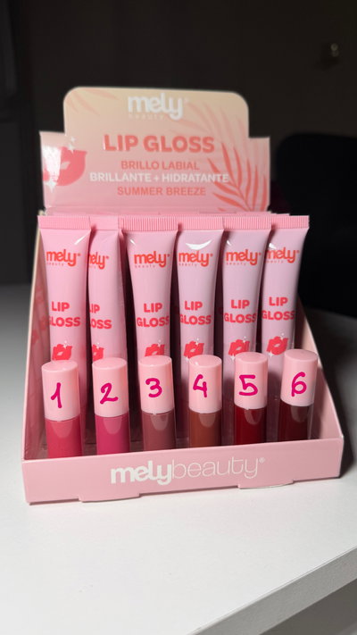 Gloss con color hidratante- Mely