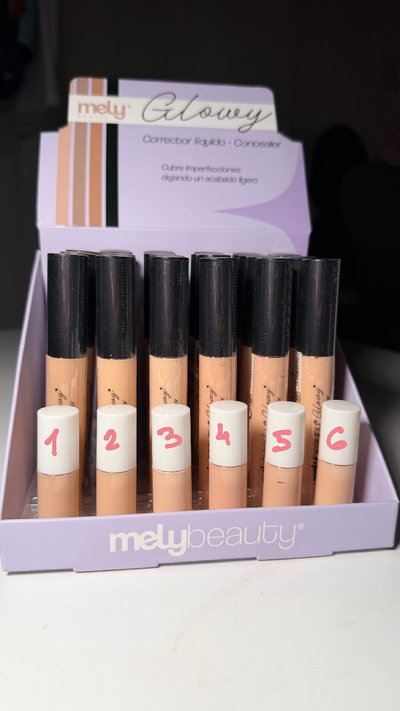 Corrector liquido acabado ligero -Mely