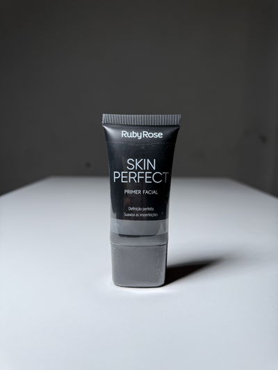 Primer facial -Ruby rose