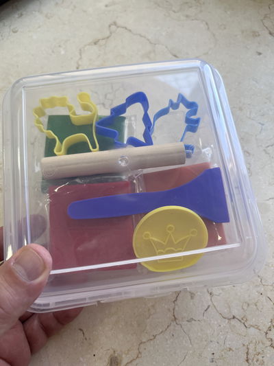 Lunchera cristal + 3 masas 50g cu + 3 moldes G + 1 sello + 1 herramienta M+ 1 palito cheff