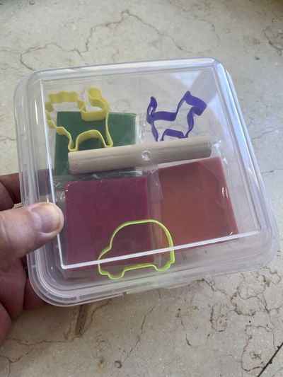 Lunchera cristal + 3 masas 50g cu + 3 moldes G + 1 palito cheff