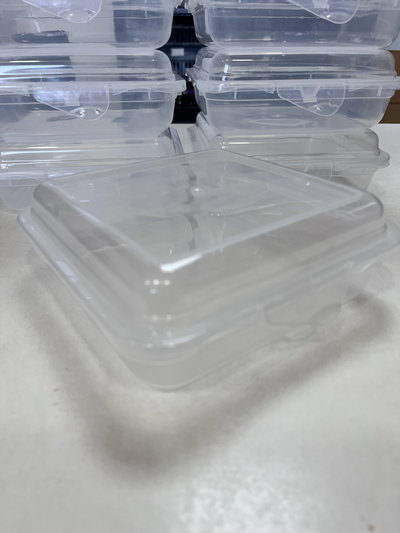 Lunchera cristal + 3 masas 50g cu + 3 moldes G + 1 sello + 1 herramienta M+ 1 palito cheff