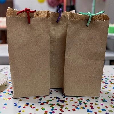 Bolsita Kraft 3 masas + 3 cortantes + 1 Sello