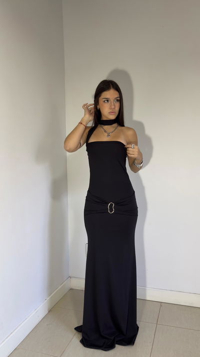vestido largo con corbata y lazo con hebilla 