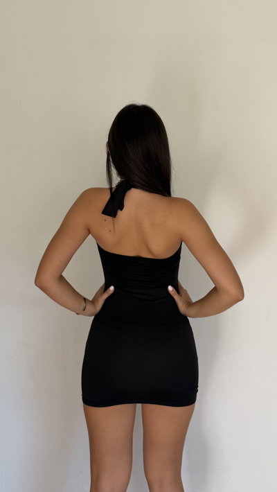 vestido corto escote en v basico