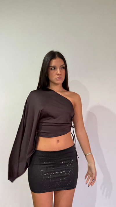 top con una manga murcielago 
