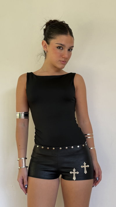 Body basico cuello redondo en negro