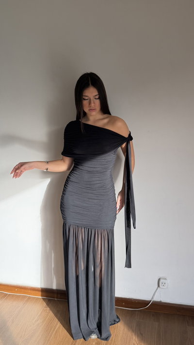 vestido largo de tul