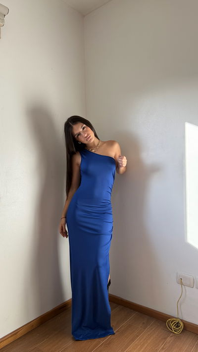 vestido largo un hombro con frunces 