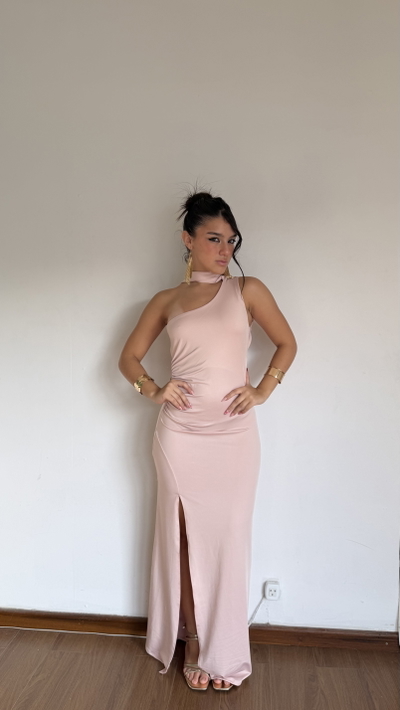 vestido largo un hombro con bufanda viral de tiktok 