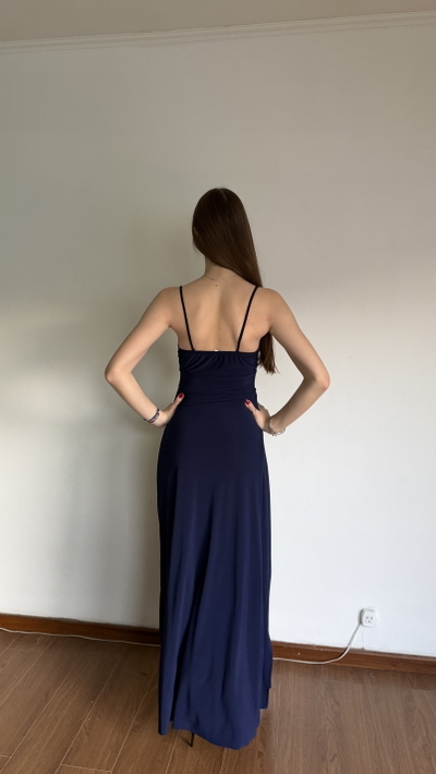 vestido largo escote en v con tazas