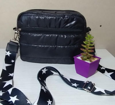Bandolera Puffer negra
