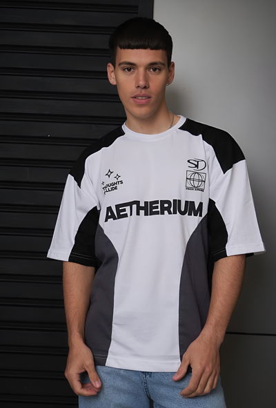 Remera Oversize Aetherium