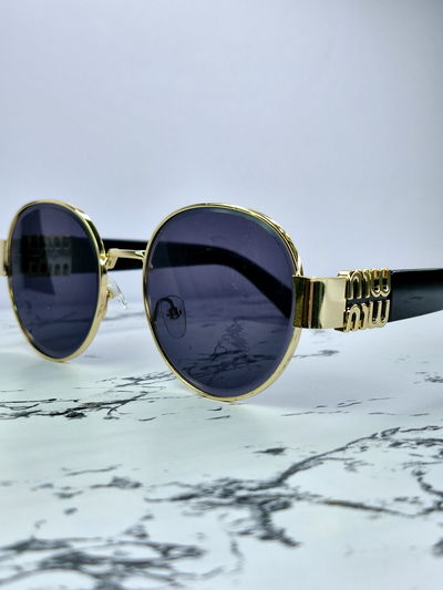 Gafas de sol - Miu Miu Redondo negro