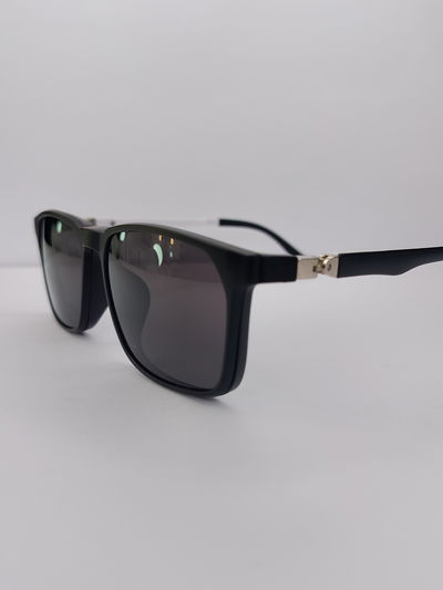 Armazón Clip On 360° Nexus - Negro con blanco