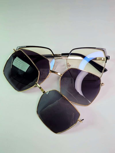 Clip on Premium Malibú negro con glitter ✨️