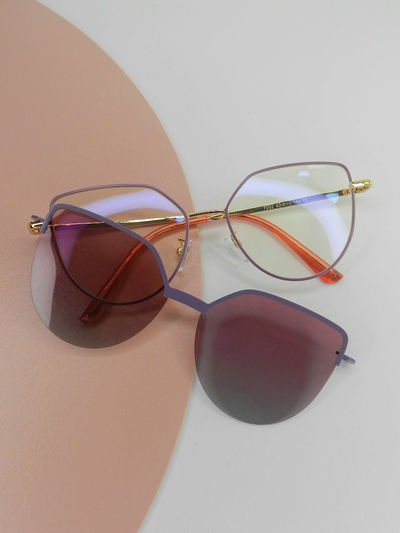 Clip on antiblue Alba violeta