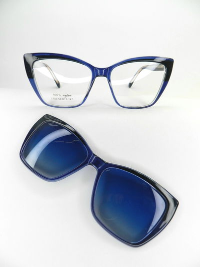Clip on acetato Naiara 