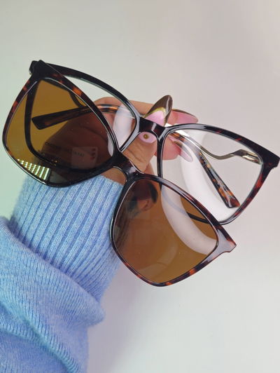 Clip on premium Calypso marrón