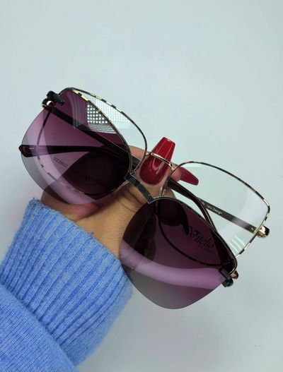 Clip on premium Adhara
