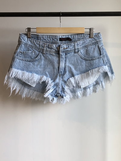 Short Tiro Bajo Cata
