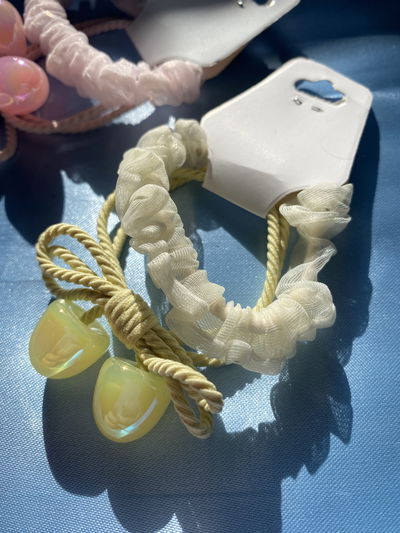 Colita de tul con accesorio