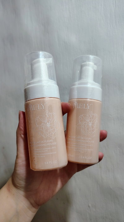 Limpiador facial en espuma MELY