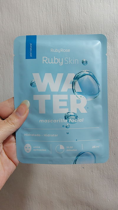 Mascarilla facial Water - Ruby Rose