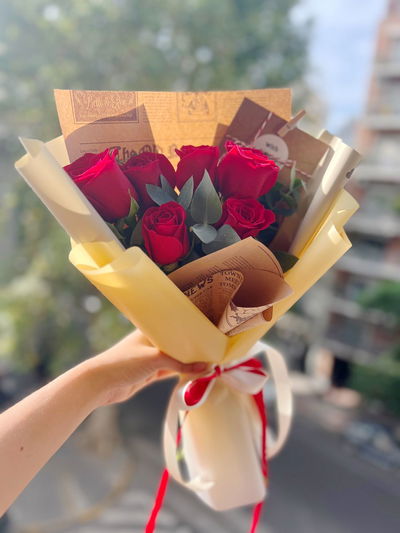 Ramo de 6 Rosas importadas