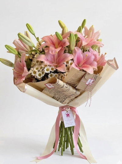 Ramo Lily