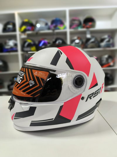 RS1