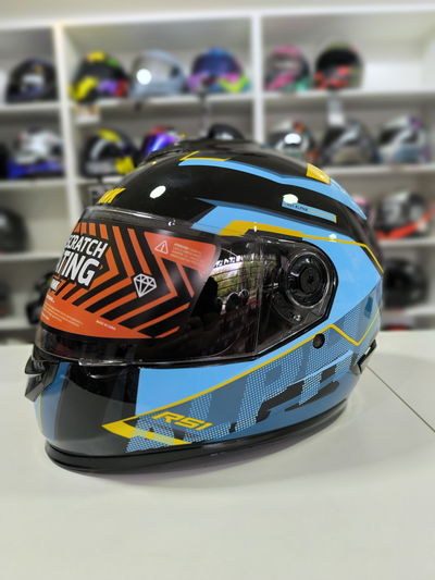 RS1