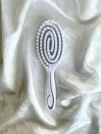 Cepillo anti frizz espiral