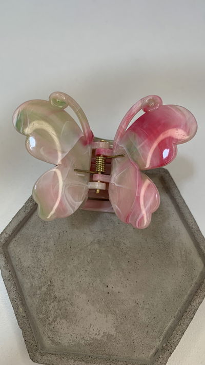 MARIPOSA ESTILO MÁRMOL ROSA Y VERDE
