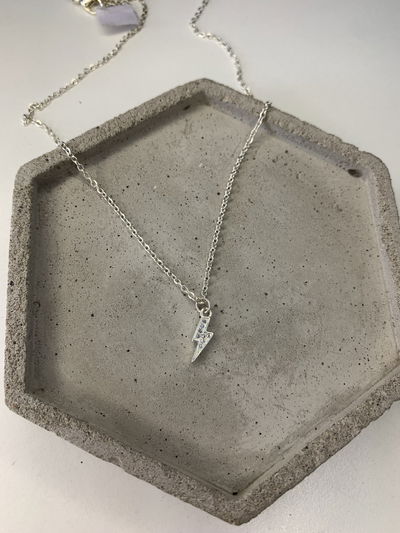 CONJUNTO DE ACERO BLANCO RAYO