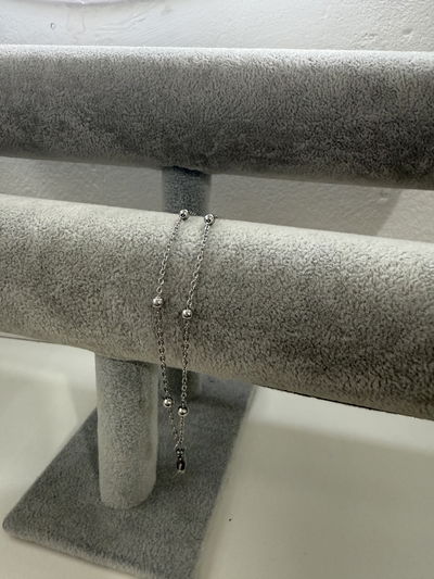 PULSERA DOBLE CON BOLITAS FIJAS ACERO QUIRÚRGICO (19CM)
