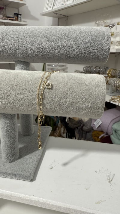 PULSERA DOBLE CON CORAZONES STRASS ACERO DORADO (17-20CM)
