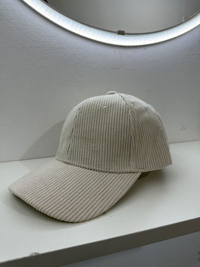 GORRA CORDEROY BEIGE