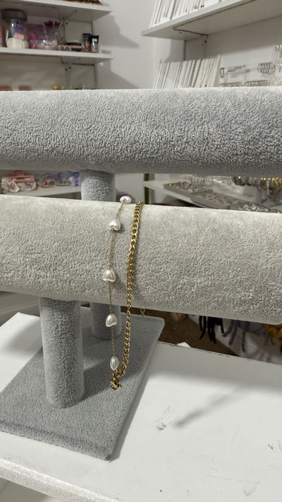PULSERA DOBLE CON CORAZONES ACERO DORADO (17-20CM)