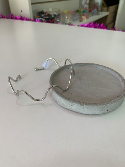 BRAZALETE ONDAS PLATEADO
