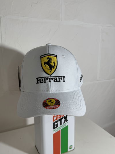 Gorra Ferrari 1