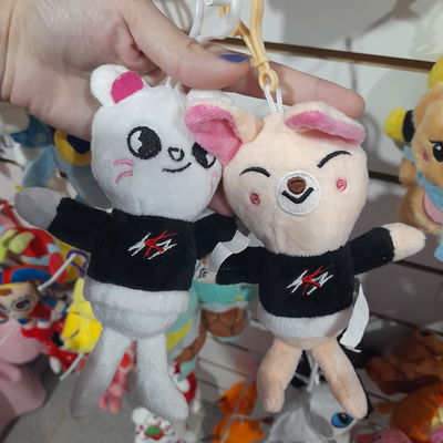 Peluche 10cm stray kits y Black pink
