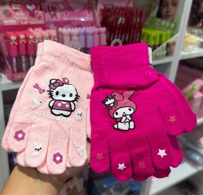 Guantes hello kitty / my melody